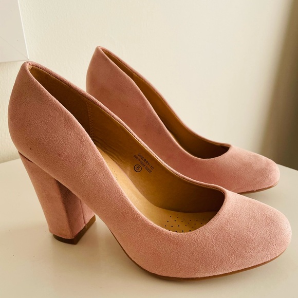 “Lov🤍Mark” Dusty Rose Suede Pumps NWOT - Picture 2 of 8